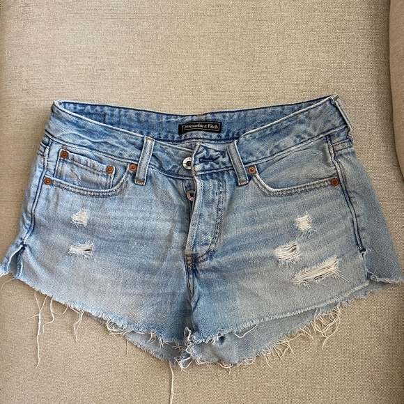 Abercrombie & Fitch Shorts - Picture 1 of 3